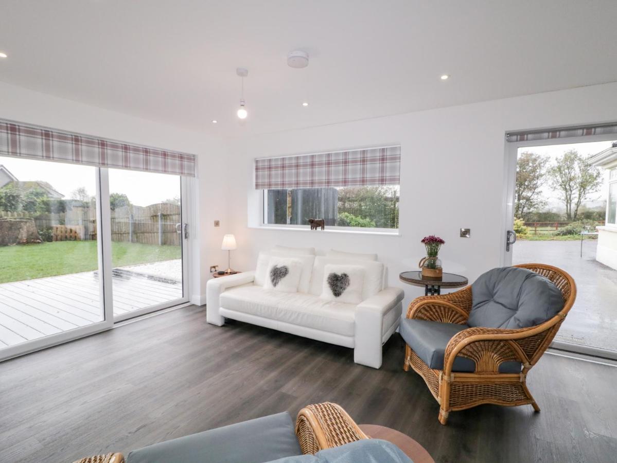 19A Lismenary Road Villa Ballyclare Bagian luar foto